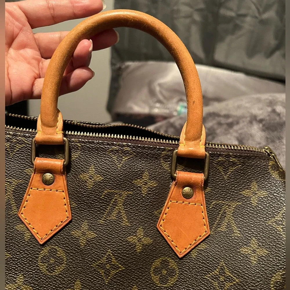 Louis Vuitton Speedy 25 *USED* - Picture 9 of 15
